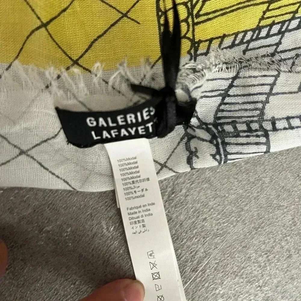[42*72”]Galeries Lafayette City Scene Modal Scarf-  Fringed trim - Picture 4 of 5